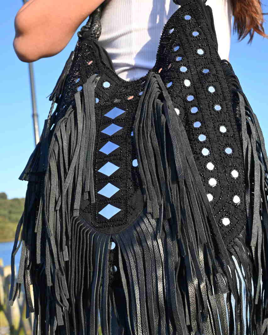 Bolso India grande negro y plata