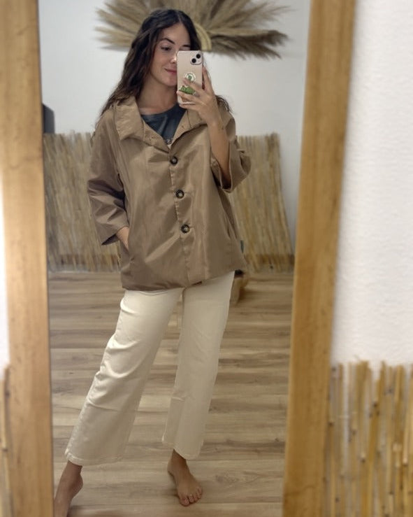 Chubasquero beige