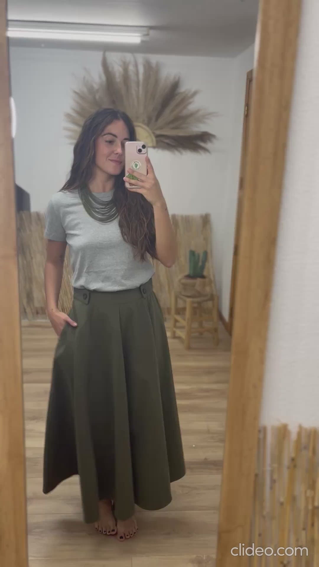 Falda verde militar