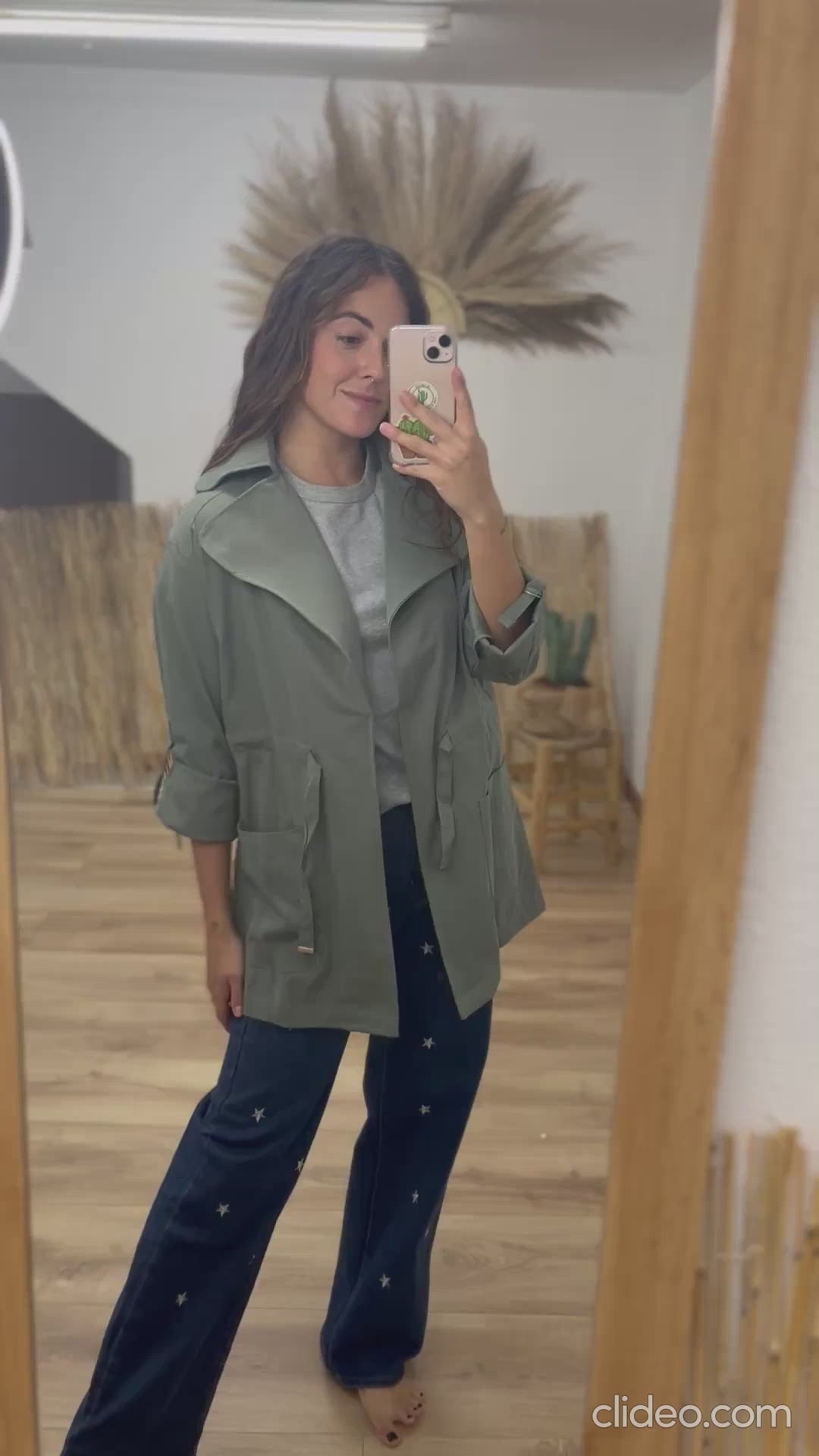 Gabardina corta verde