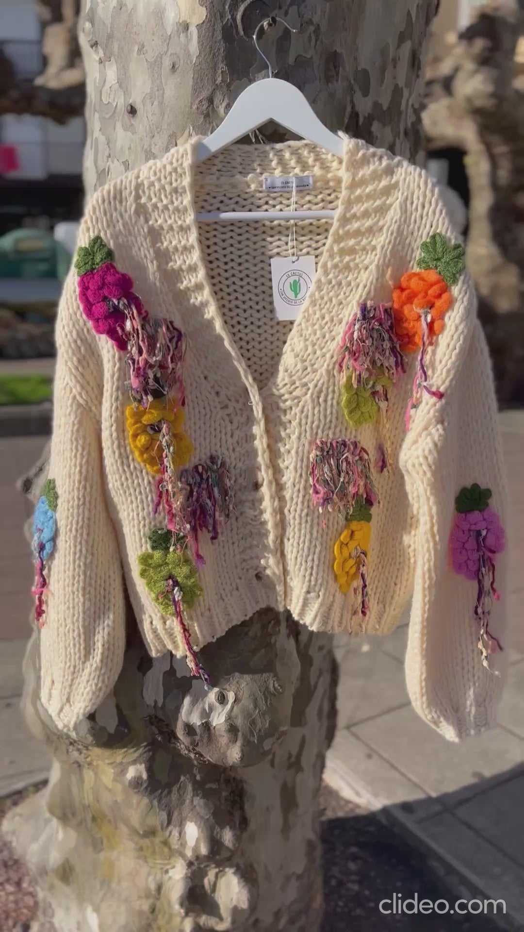 Chaqueta punto flores