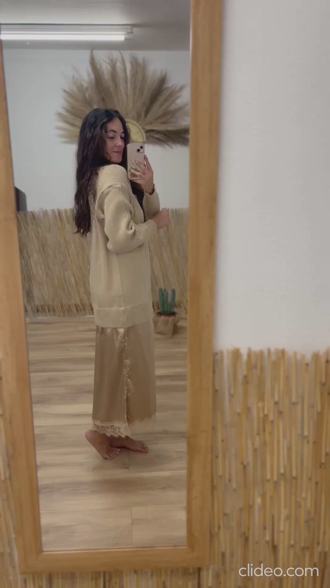Vestido lencero beige