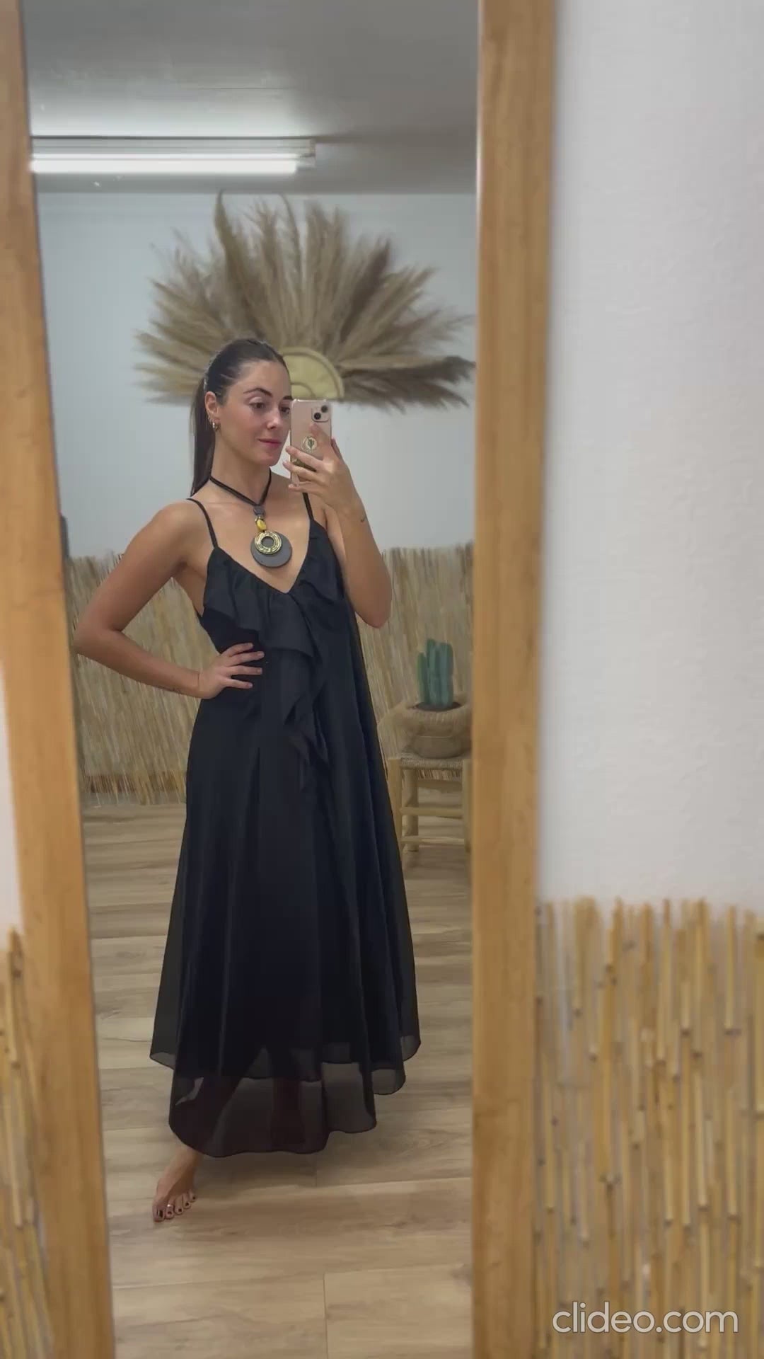Vestido tirante piedra